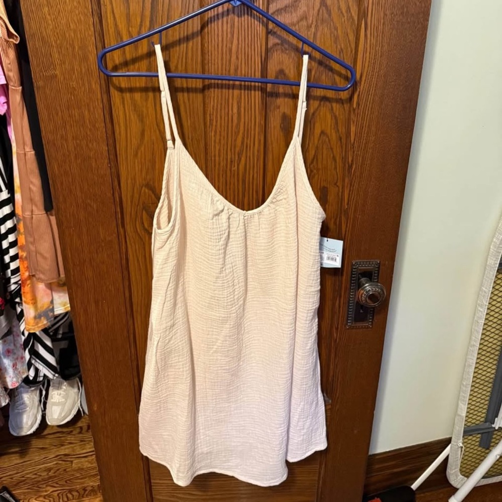 Elegant Cream Women's Linen Dress